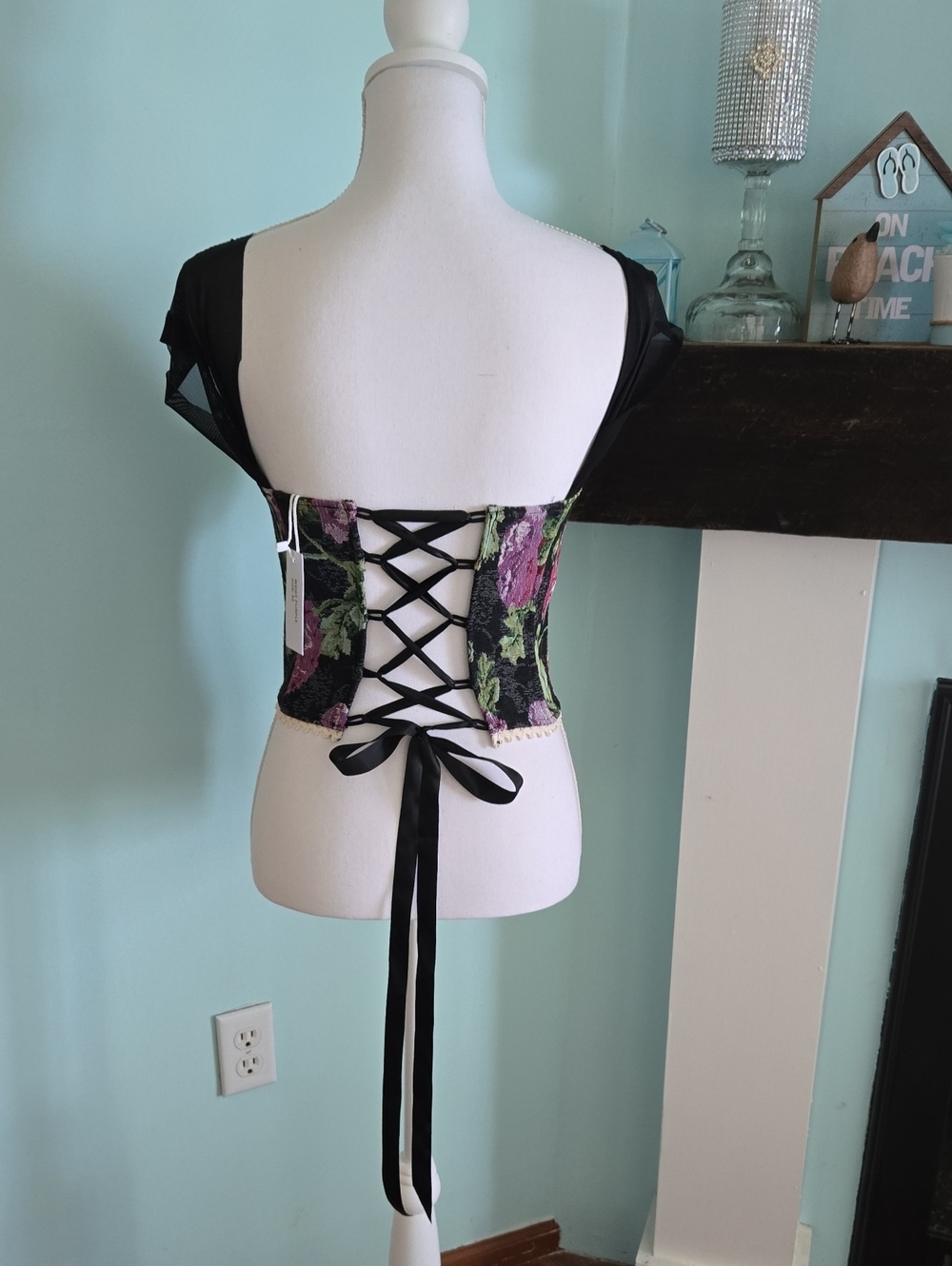 Top Chic NWT Floral Corset Top M - Picture 2 of 8